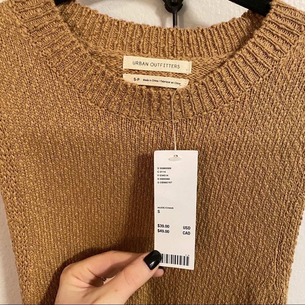 UO KNIT TANK WITH TIE DETAIL